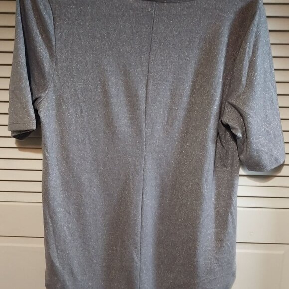 Torrid Womens Metallic Gray V-Neck High-Low Top Size 2 Shimmery Glitter Classic - Picture 4 of 8